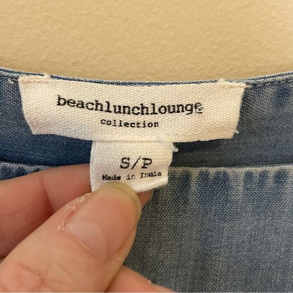 BEACHLUNCHLOUNGE Chambray Soft Lyocell Gianna Tiered Dress Size Small - Picture 4 of 5